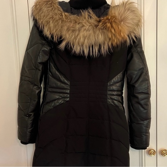 Beautiful Leather\Fur Danier Jacket. - Picture 2 of 4
